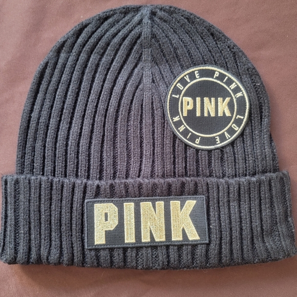 NWT PINK Winter Beanie - OS - Black with Gold Print - Picture 1 of 7